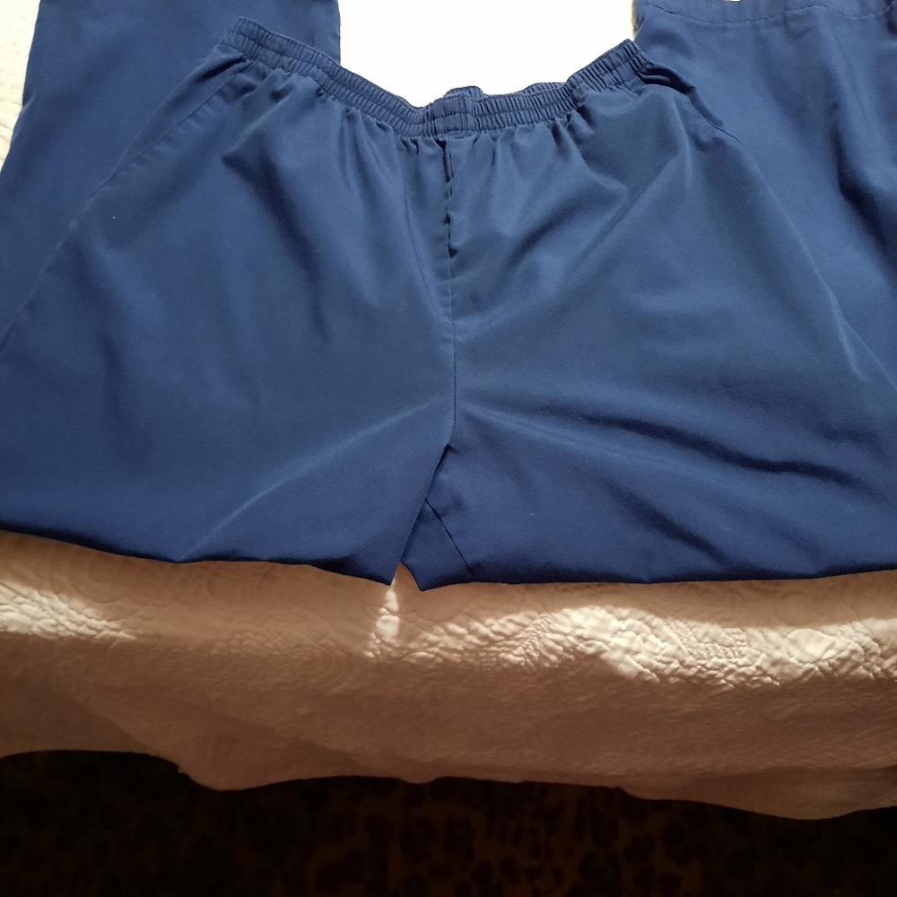 Navy blue scrub pants !